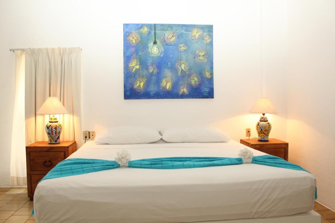 Emperador Vallarta Beachfront Hotel And Suites Пуэрто-Вальярта Экстерьер фото